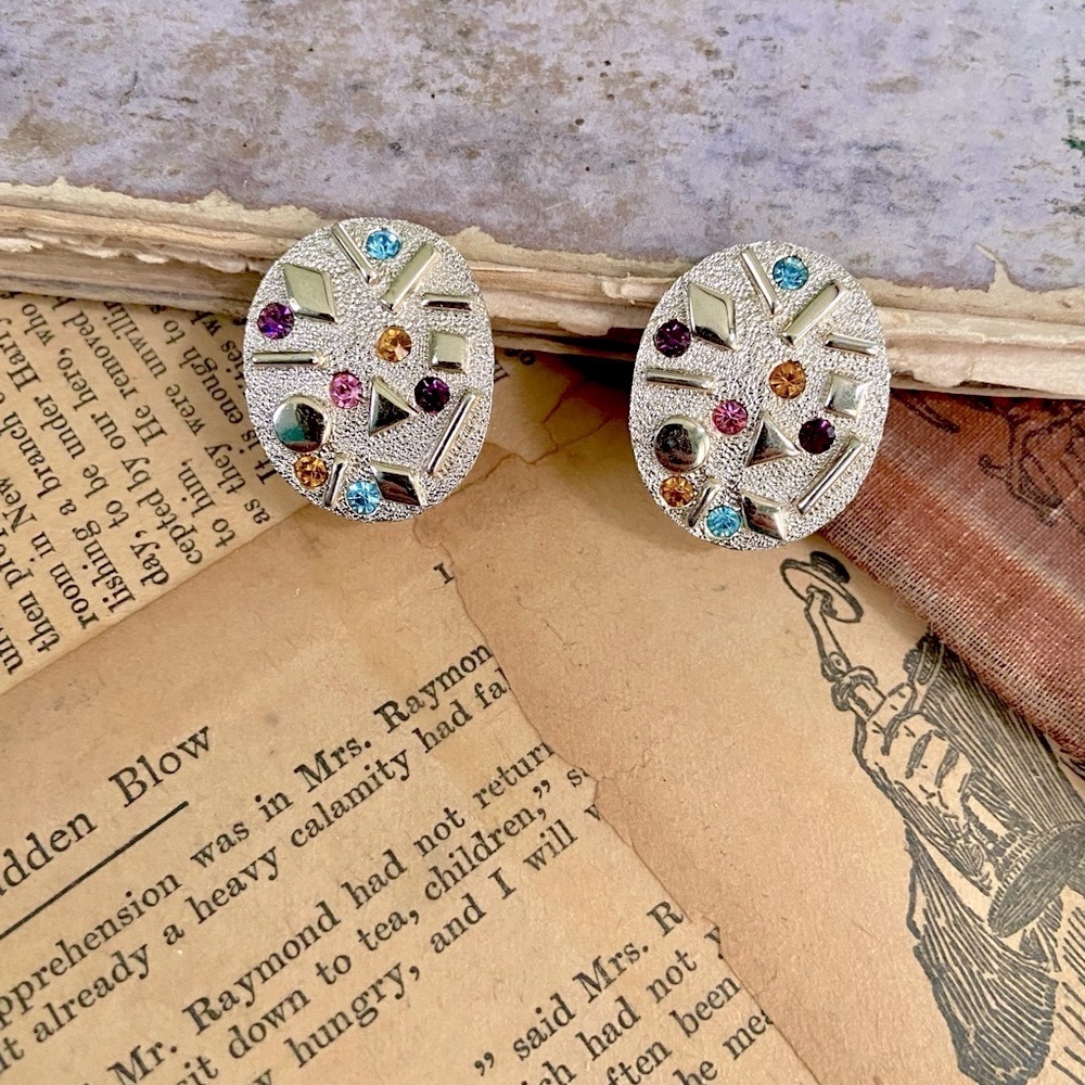Vintage Sarah Cov gold tone, pink, amber, blue, purple color rhinestone earrings